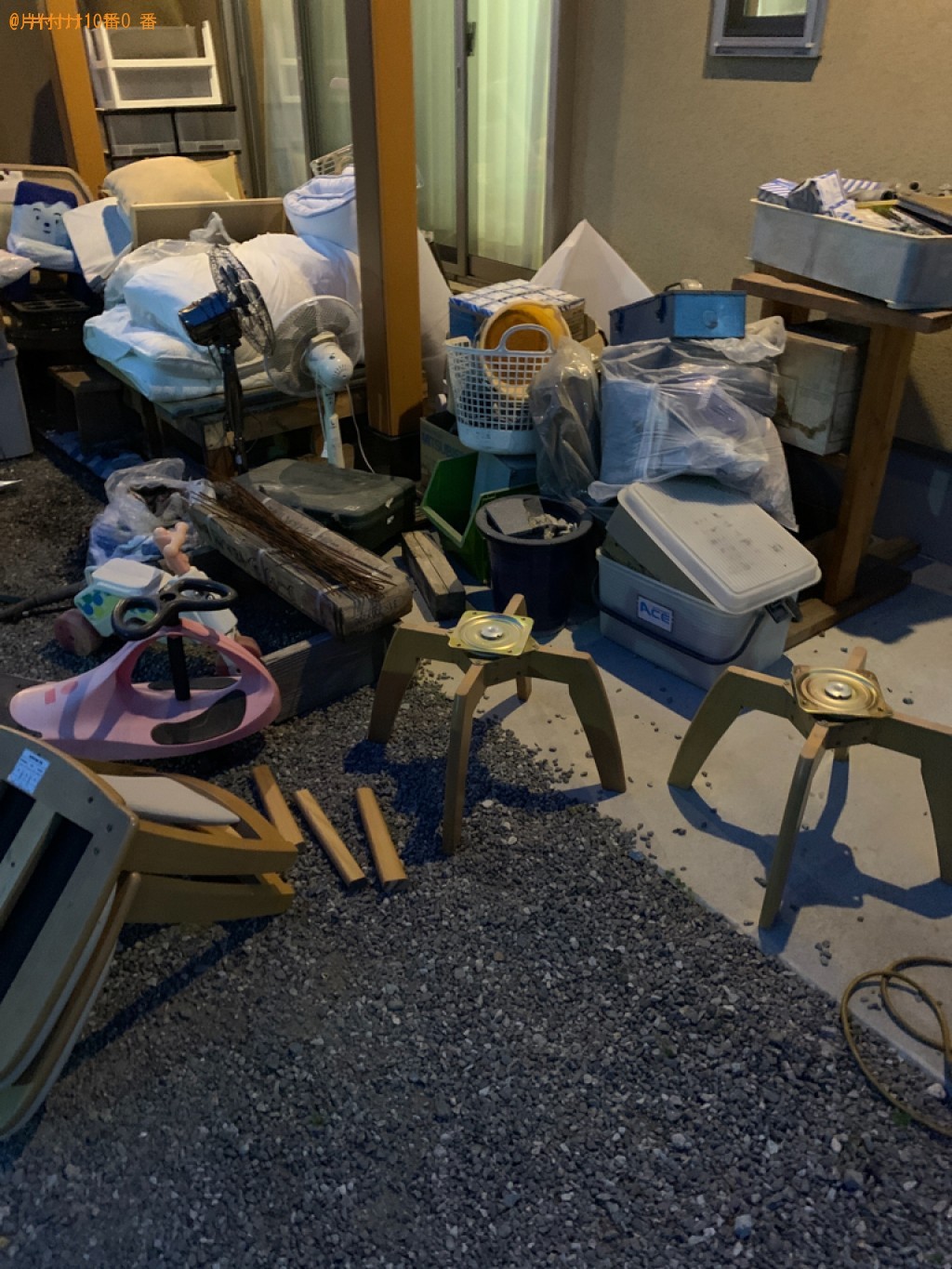 【堺市中区】椅子、扇風機、かご、布団、木の製品等の回収・処分